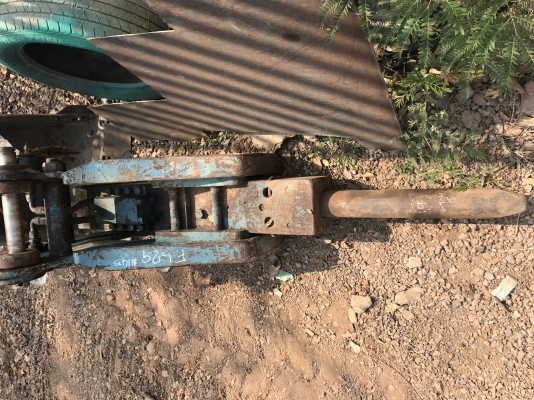 หัวแย๊กรถขุดเก่านอกนำเข้า ยี่ห้อ TOKU ☎️ติดต่อ 085-5632278 (ราคาต่อรองได้)