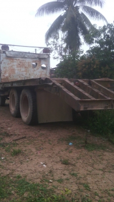 ขาย รถบรรทุกเทนเลอร์ หน้ายาว เครื่อง ฮีโน่ EH 700 ช่วงล่างฟู โซ้ ลูกหมาก ร้อย ( มี เล่ม พร้อม โอน ) ขาย รถบรรทุกเทนเลอร์ หน้ายาว เครื่อง ฮีโน่ EH 700 ช่วงล่างฟู โซ้ ลูกหมาก ร้อย ( มี เล่ม พร้อม โอน )