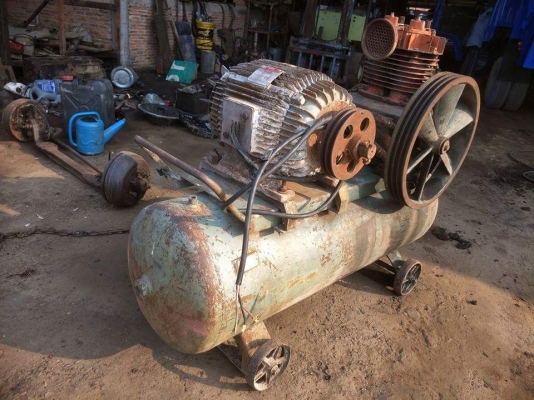 ขายด่วนปั๊มลมยิงบล็อคลม2สูบใหญ่มอเตอร์20HPสามเฟสสภาพเดิมๆพร้อมใช้