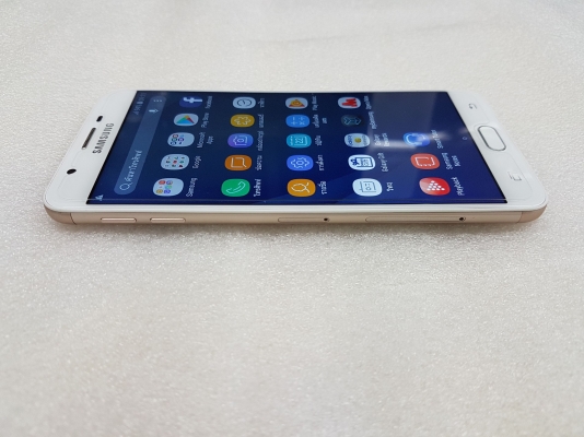 Samsung Galaxy J7 Prime ทอง สภาพใหม่ ติดฟีล์มกระจกแล้ว ประกันศูนย์ถึง มค.62 ส่งฟรี Samsung Galaxy J7 Prime ทอง สภาพใหม่ ติดฟีล์มกระจกแล้ว ประกันศูนย์ถึง มค.62 ส่งฟรี