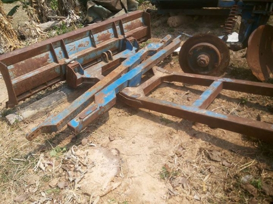 ขายตามสภาพ ตัวดันหน้าของฟอร์ด มีแค่นี้