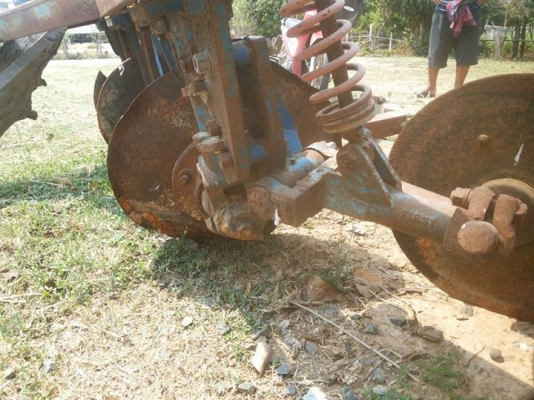 ขายตามสภาพ ผาล3ของTTติดมากับรถไถฟอดร์ตามรูป ขายตามสภาพ ผาล3ของTTติดมากับรถไถฟอดร์ตามรูป