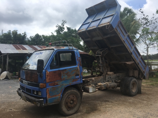 ขายรถบรรทุก 6 ล้อ ISUZU NPR 115 แรง