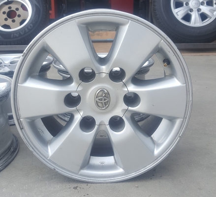 ขายล้อTOYOTA PRERUNNER ขอบ15  6รู139  4 ล้อ