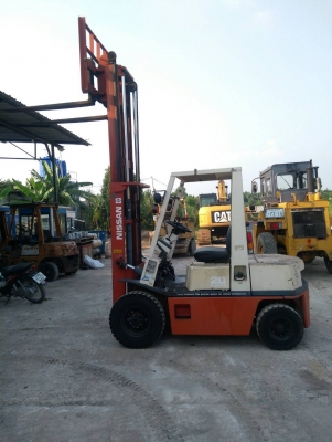 รถฟอร์คลิฟต์ NISSAN ยก 2 ตัน รถเก่านอกพึ่งนำเข้ามา ยังไม่เคยใช้งานในไทย เกียร์ออโต้ ชั่วโมงการทำงาน 1,000+ ชั่วโมง เครื่องดี ปั๊มดี พร้อมใช้งาน มีเอกสารใบอินวอยซ์