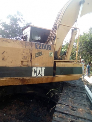 CAT E 200B CAT E 200B