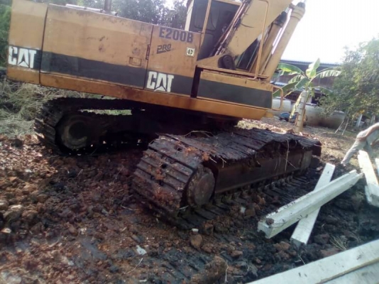 CAT E 200B CAT E 200B