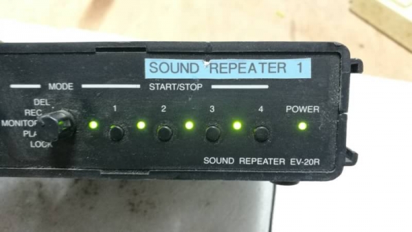 1000 บ.ส่งถึงบ้านฟรีโทร 083-2000058 LINE ID: line832923 SOUND REPEATER ยี่ห้อ TOA ชุดเครื่องขยายเสีย 1000 บ.ส่งถึงบ้านฟรีโทร 083-2000058 LINE ID: line832923 SOUND REPEATER ยี่ห้อ TOA ชุดเครื่องขยายเสีย