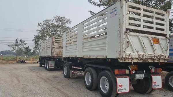 Isuzu 360 แรง ปี 58 #เฟืองช้า แม่ลูกดัมพ์สามมิตร ลูก 3 เพลาแท้ ไมล์สองแสน น้ำหนักบรรทุก 30 ตัน ยาง 80\% พร้อมใช้งานค่ะ Isuzu 360 แรง ปี 58 #เฟืองช้า แม่ลูกดัมพ์สามมิตร ลูก 3 เพลาแท้ ไมล์สองแสน น้ำหนักบรรทุก 30 ตัน ยาง 80\% พร้อมใช้งานค่ะ
