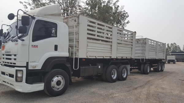 Isuzu 360 แรง ปี 58 #เฟืองช้า แม่ลูกดัมพ์สามมิตร ลูก 3 เพลาแท้ ไมล์สองแสน น้ำหนักบรรทุก 30 ตัน ยาง 80\% พร้อมใช้งานค่ะ Isuzu 360 แรง ปี 58 #เฟืองช้า แม่ลูกดัมพ์สามมิตร ลูก 3 เพลาแท้ ไมล์สองแสน น้ำหนักบรรทุก 30 ตัน ยาง 80\% พร้อมใช้งานค่ะ