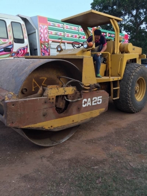 รถบดถนน 2เพลา 10ตัน สภาพดีมากๆๆ.  พร้อมใช้งาน