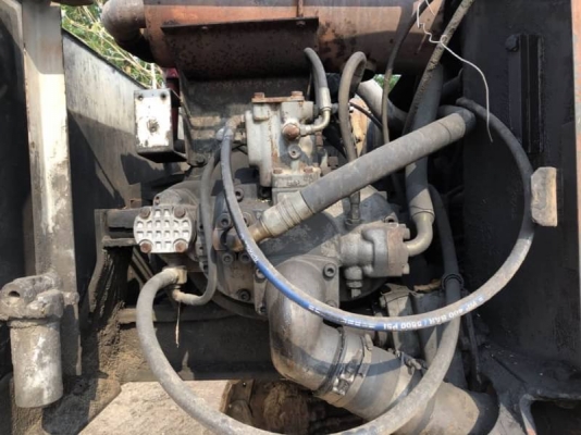 ขาย 355,000 บาท HITACHI EX200-2 (SUPER) เครื่องดี ปั้มแรง โช่หนา เอวแน่น เอกสารเล่มทะเบียน   รถอยู่ สุรินทร์ โทร 0610710295