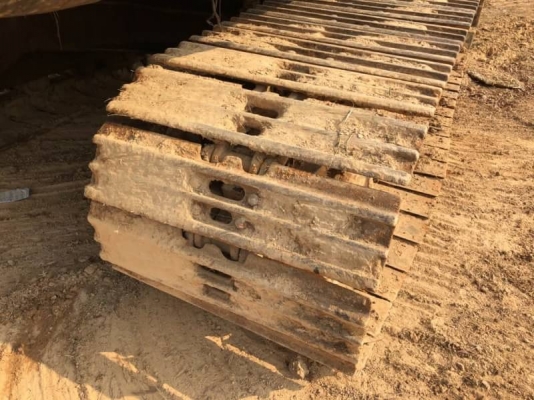 ขาย 355,000 บาท HITACHI EX200-2 (SUPER) เครื่องดี ปั้มแรง โช่หนา เอวแน่น เอกสารเล่มทะเบียน   รถอยู่ สุรินทร์ โทร 0610710295