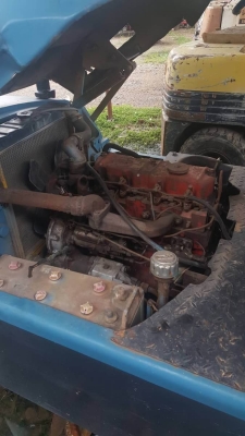 มี 2 คันละ 125,000 บาท โฟลค์ลิฟต์ 3 ตัน KOMATSU &amp;HYSER เครื่องดีเชล สภาพพร้อมใช้  รถอยู่ สระบุรี โทร 0610710295