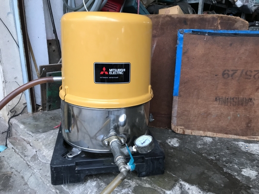 ขายปั้มน้ำอัตโนมัติ Mitsubishi 250W ใส่ถังสแตนเลส+ฝาครอบเพิกใหม่ครับ ตรวจเช็คแรงดันเรียบร้อย ไม่มีรั่วซึม พร้อมใช้งาน รับประกันคุณภาพ
