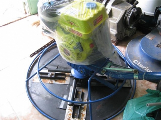 แมงปอปาดปูนรุ่นเกียร์ใหญ่ครับ อุปกรณ์ ถาด ขัดหยาบ -ขัดมันครบ