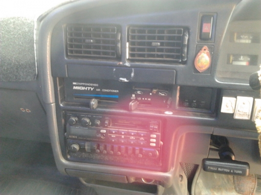 ขาย กระบะแค็ป ไมตี้เอ็กซ์ 2.5 ปี37/94 เครื่อง2Lฟิตใหม่ ไม่ไอไม่เยิ้ม ช่วงล่างแน่น ไม่ส่าย ไม่หอน คัสซีสวยไม่ผุไม่ดาม หน้า-หลังเดิมๆไม่เคยชน พื้นปูกระบะ ยางดี4เส้น ภายในดี เบาะไม่ขาด แอร์เย็น คอนโซลครบ สีดี  พร้อมใช้พร้อมลุยงาน ***ขายแล้วครับ ขอบคุณTruck2h