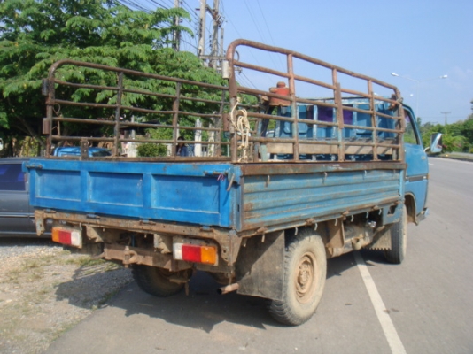 โตโยต้าไดน่า หนุ่มทางหลวงBU20เครื่องดีแซสซีสวยเลยครับ