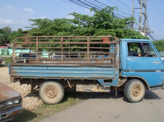 โตโยต้าไดน่า หนุ่มทางหลวงBU20เครื่องดีแซสซีสวยเลยครับ