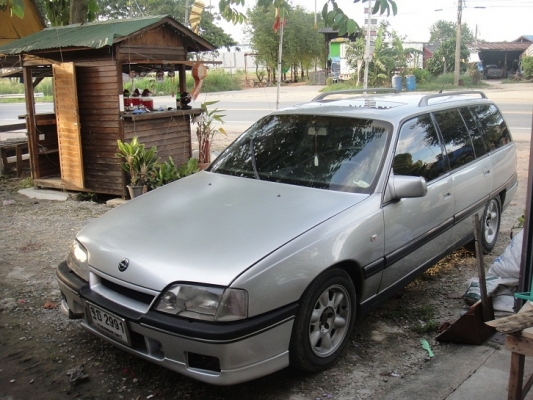 ขาย OPEL OMEGA VAN เครื่อง 2-JZ แก๊สlpg