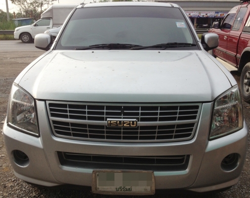 ขายแล้วครับ  Dmax Gold Series ปี08 ขอบคุณทุกสายคับ