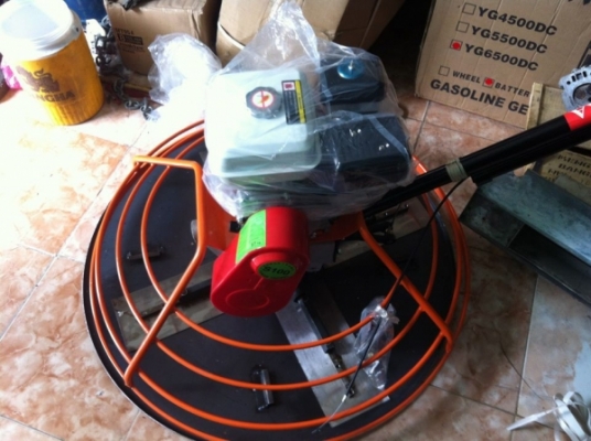 เครื่องปาดปูนนำเข้ายี่ห้อ OKURA พร้อมเครื่องยนต์ 6.5 HP