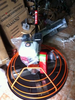 เครื่องปาดปูนนำเข้ายี่ห้อ OKURA พร้อมเครื่องยนต์ 6.5 HP