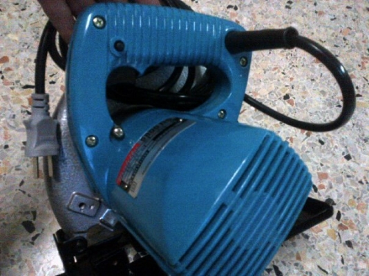ขายเลื่อยวงเดือนขนาดใบ 7 นิ้ว Makita 5800NB