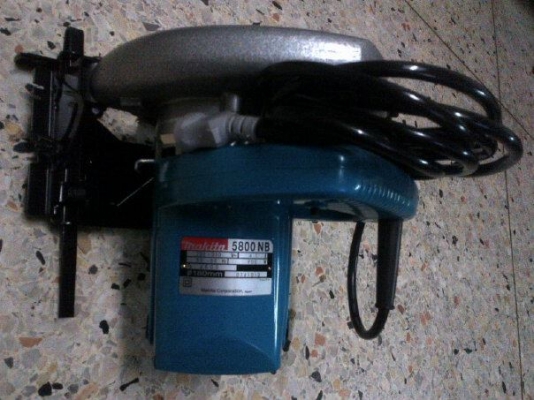 ขายเลื่อยวงเดือนขนาดใบ 7 นิ้ว Makita 5800NB