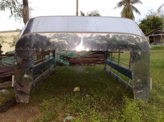 ขายหลังคาแสตนเลส พร้อมเบาะ ใส่ 4 ล้อใหญ่