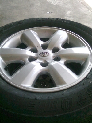 ขายแม็ก  ฟอร์จูน  ขอบ17  พร้อมยาง  1ชุด  11000 บาท