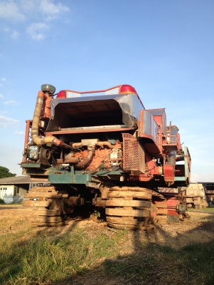 รถเทรลเลอร์ใส่รถเกี่ยว เฟืองท้ายอีซูสุใหญ่