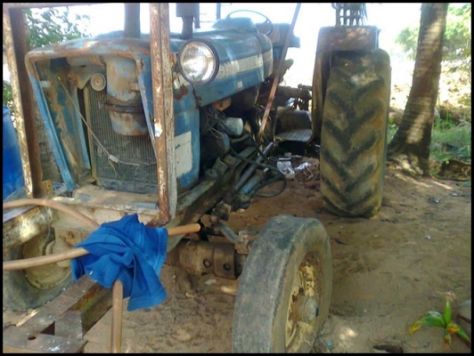 รถไถฟอร์ด สภาพดี สวยมาก รถไถฟอร์ด สภาพดี สวยมาก