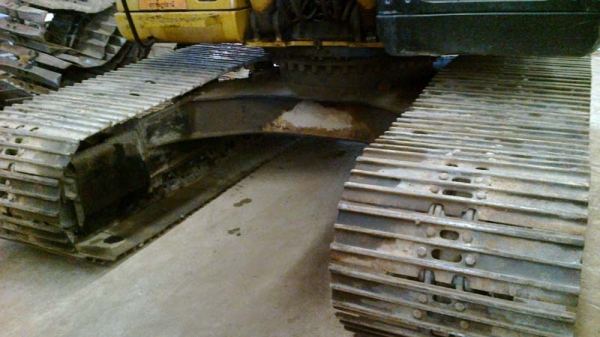 Catterpillar 320C เดิม ๆ ทุกอย่างโอเค อ่อนที่เฟรมนิดหน่อยนอกนั้นได้หมด