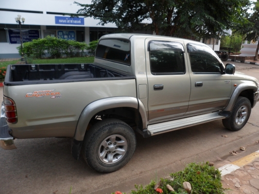 4 ประตู 4WD TOYOTA 2.5 สภาพสวยๆๆ