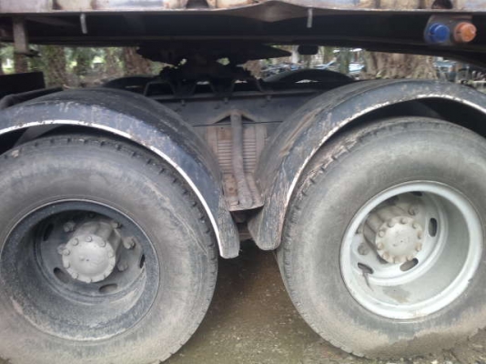 รถอิซูซุ 10 ล้อ หัวลาก  FXZ 270 แรงม้า ปี 45  ( ขายแม่ลูก ) สนใจติดต่อ 081-6079515