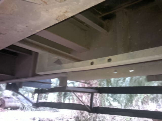 รถอิซูซุ 10 ล้อ หัวลาก  FXZ 270 แรงม้า ปี 45  ( ขายแม่ลูก ) สนใจติดต่อ 081-6079515