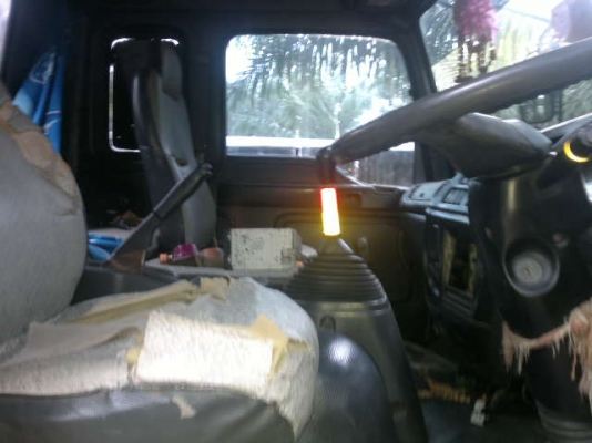 รถอิซูซุ 10 ล้อ หัวลาก  FXZ 270 แรงม้า ปี 45  ( ขายแม่ลูก ) สนใจติดต่อ 081-6079515