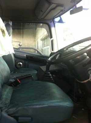 HINO MEGA เครื่อง 150 แรง กะบะใหม่ พร้อมคอก มีเครื่องเสียง เช็คสภาพพร้อมใช้ HINO MEGA เครื่อง 150 แรง กะบะใหม่ พร้อมคอก มีเครื่องเสียง เช็คสภาพพร้อมใช้