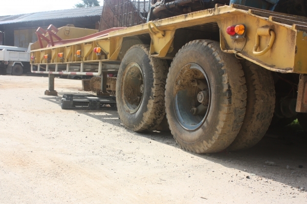 หัวลาก10ล้อhino fn288 พร้อมหางโลเบส หางดั้ม7.5ม 3อย่าง1330000 หัวลาก10ล้อhino fn288 พร้อมหางโลเบส หางดั้ม7.5ม 3อย่าง1330000