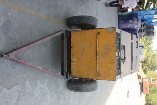 เครื่องจักรปั้มลม  AIRMAN  PDS 90