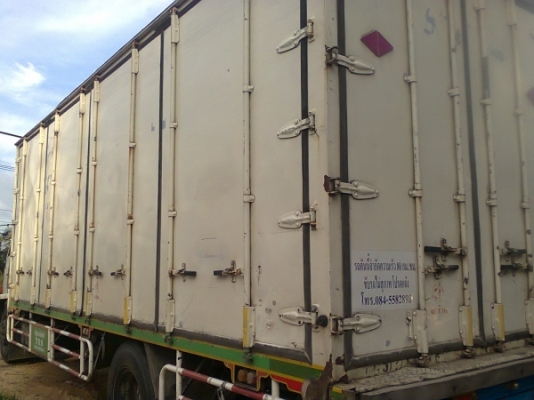 ขายตู้ 10 บานไม่มีเสากลาง  ราคาต่อรองได้