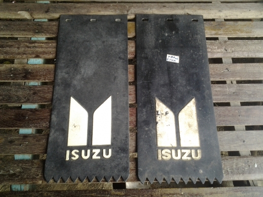 JOECLASSICขายยางกันโคลนkb20,kbzเก่าเก็บแท้เหลือ1คู่คู่ละ 350.สนใจสอบฤามได้.