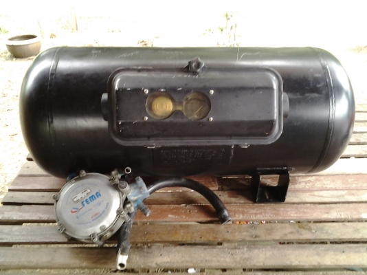 JOECLASSICขายชุดแก๊สสภาพใหม่วาล์วทองเหลือง 58 ลิตร  3500.