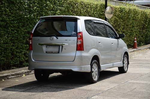 TOYOTA AVANZA 1500 ท๊อป 07 NGV
