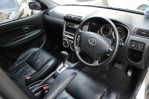 TOYOTA AVANZA 1500 ท๊อป 07 NGV