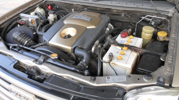 ต่อกันมากๆ ลดได้แค่นี้ครับ 378,000 Dmax SX คอมมอนเรลตัวแรก ต่อกันมากๆ ลดได้แค่นี้ครับ 378,000 Dmax SX คอมมอนเรลตัวแรก