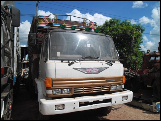 สิบล้อฮีโน่ F17 รถล่อง เพลาเดียว สภาพสวยๆ