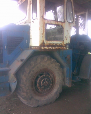 รถตัก Kawasaki  KlD - 6   สนใจติดต่อ 081-6079515