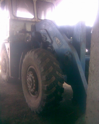 รถตัก Kawasaki  KlD - 6   สนใจติดต่อ 081-6079515